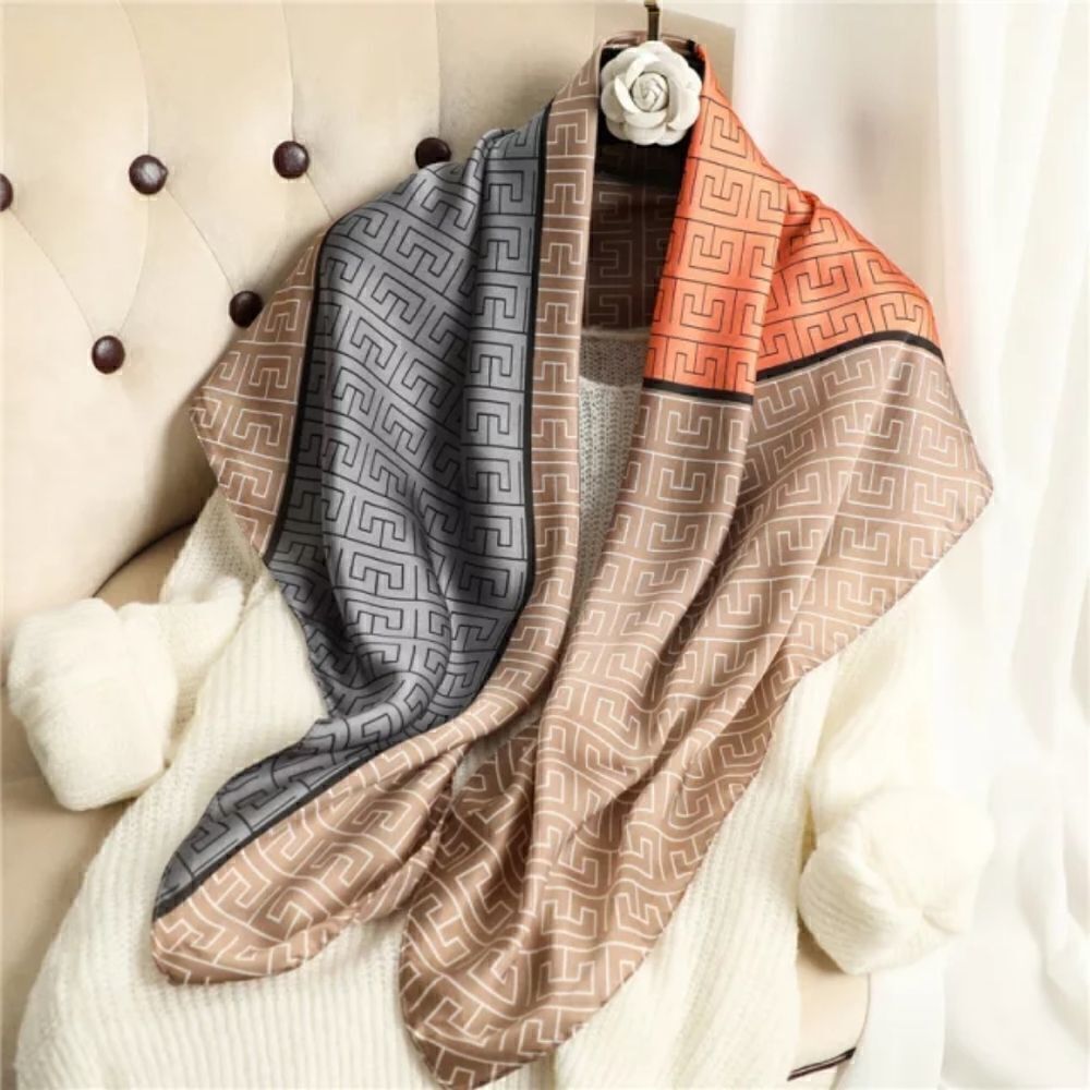Miss Austin - Brown & Orange Square Scarf 🟧
